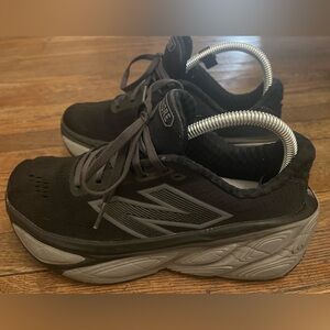 New Balance Fresh Foam X More V5 Men's Shoes Black/Linen : US 6.5M 8W